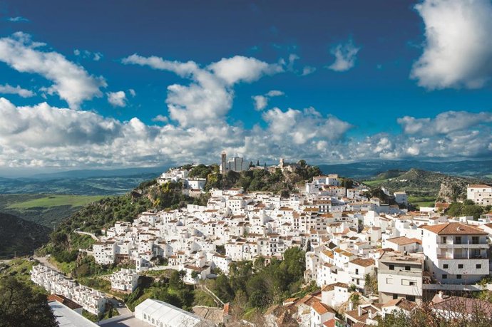 Archivo - Vista del pueblo de Casares.