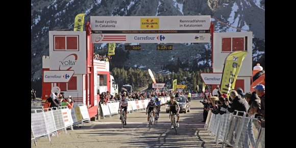 1. Arranca un año después una Volta a Catalunya número 100 de altos vuelos