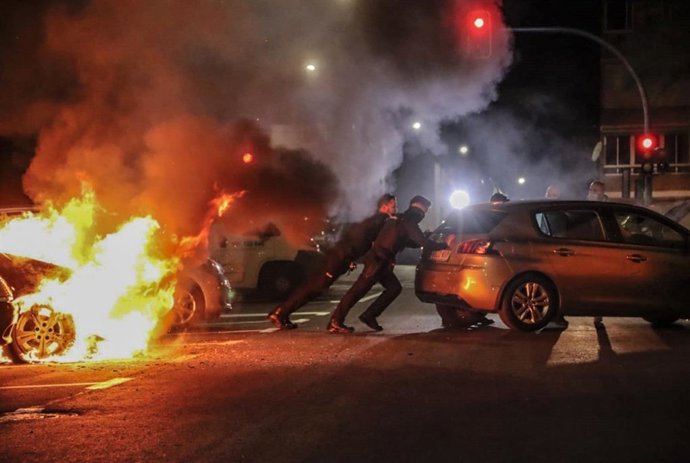 Incendio de un vehículo en la zona Norte