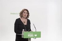 Susana Díaz insiste en que ahora toca centrarse en la pandemia: "Cuando lleguen los congresos, hablaremos de congresos"