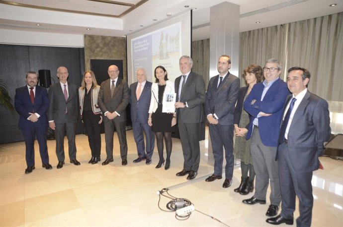 Presentación del Libro Blanco de la Sostenibilidad de las Agencias de Viajes