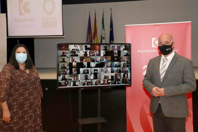 El presidente de la Diputación, Antonio Ruiz, tras la firma telemática con los ayuntamientos de la provincia.