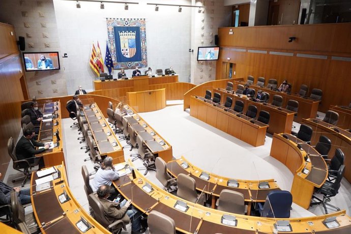 La Comisión Institucional se ha reunido en el hemiciclo.