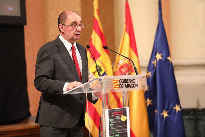 Javier Lambán, presidente de Aragón en la Jornada La movilidad en el centro de desarrollo.
