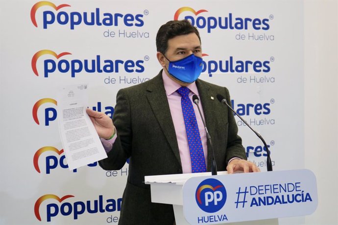 El senador del PP de Huelva José Enrique Sánchez.