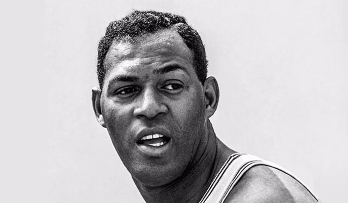 Imagen de archivo del jugador de baloncesto estadounidense Elgin Baylor