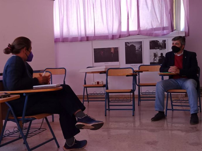 AxSí se reúne con Ustea y reclama una educación pública de calidad frente a "políticas de privatización"