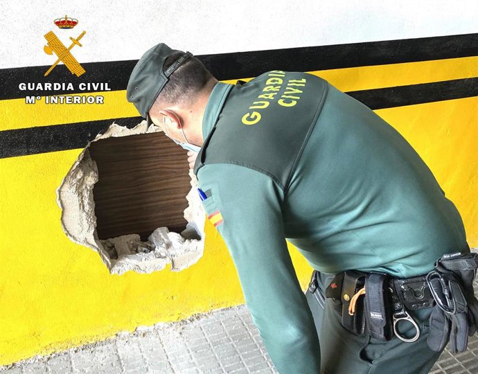 Opc Albacete. Nota De Prensa (Detención De Una Persona Por Robo Mediante El Procedimiento Del Butrón).