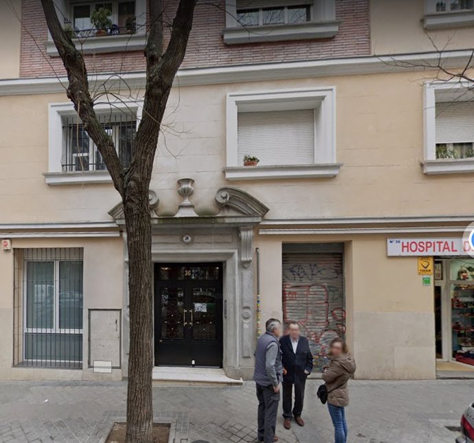 Edificio donde fueron 6 extranjeros detenidos por retener a 4 chicas en un piso turístico e intentar abusar de una de ellas