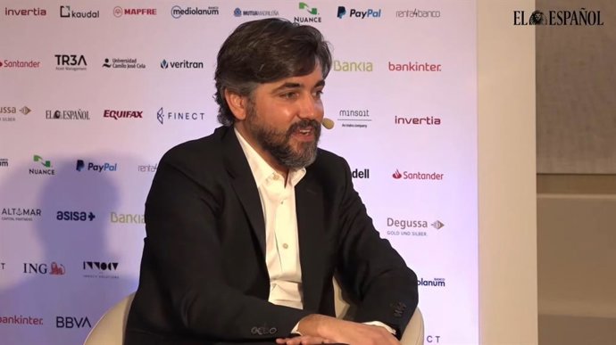 El consejero delegado de ING para España y Portugal, Ignacio Juliá, en el 'I Simposio del Observatorio de la Finanzas' organizado por El Español e Invertia.