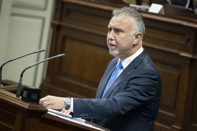 El presidente de Canarias, Ángel Víctor Torres, en el Debate sobre el Estado de la Nacionalidad Canaria