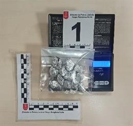 Droga incautada por la Policía Foral al menor detenido en Pamplona