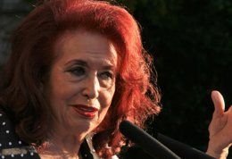 Archivo -    Tetuán ha recordado al filósofo Carlos París con una escultura que este miércoles se ha dado a conocer a la ciudadanía, instalada en los jardines que llevan su nombre