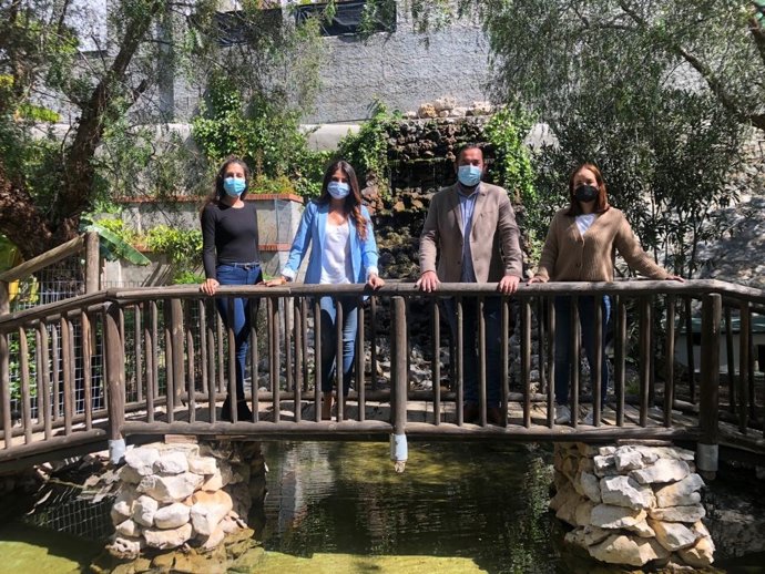 Visita de la delegada de Turismo, Nuria Rodríguez, a el Borge