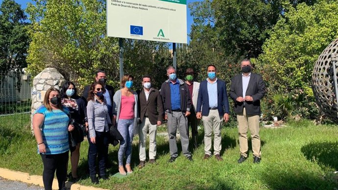 José Ramón Carmona , parlamentario andaluz por el PP de Málaga, a las puertas del Hotel Byblos de Mijas