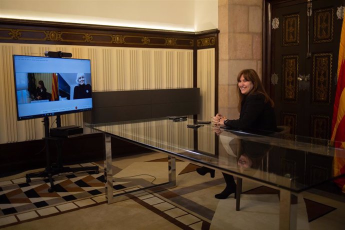 La presidenta del Parlament, Laura Borrs, es reuneix telemticament amb la líder de la CUP a la cambra catalana, Dolors Sabater, a Barcelona. Catalunya (Espanya), 23 de mar del 2021. 