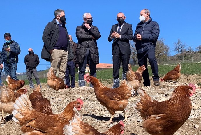 Inauguración de una granja ecológica en Zalduondo