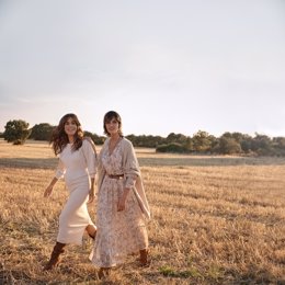 Sara Carbonero e Isabel Jiménez con su línea Slowlove para Cortefiel