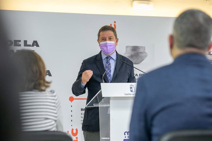 El presidente de Castilla-La Mancha, Emiliano García-Page, inaugura el Centro de Recepción de Turistas de Munera