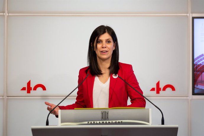 La secretria general adjunta i portaveu d'ERC, Marta Vilalta, en una roda de premsa.