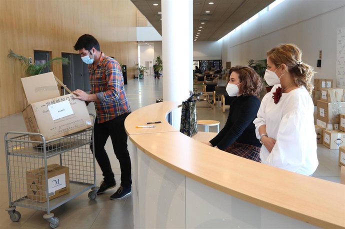 La Diputación de Málaga reparte 173.200 mascarillas a los pequeños municipios para abril y mayo