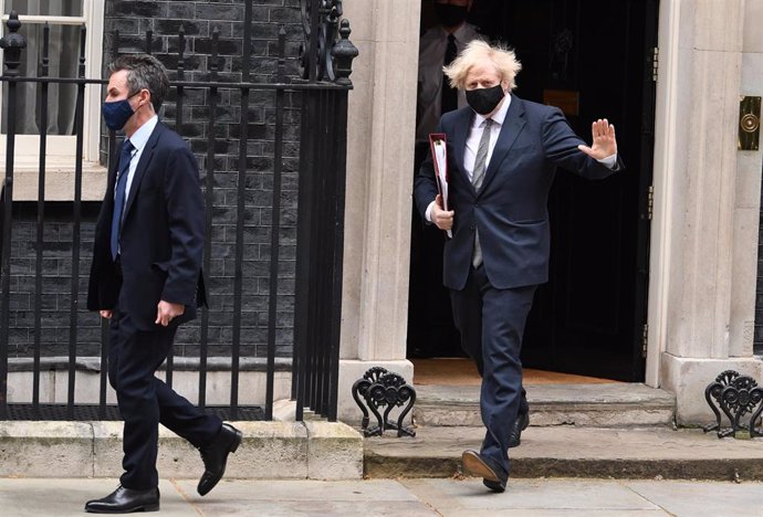 Boris Johnson sale de Downing Street