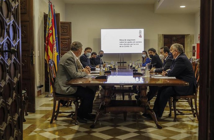 Puig preside la comisión de seguimiento sobre las ayudas a los sectores más afectados por la crisis de COVID-19