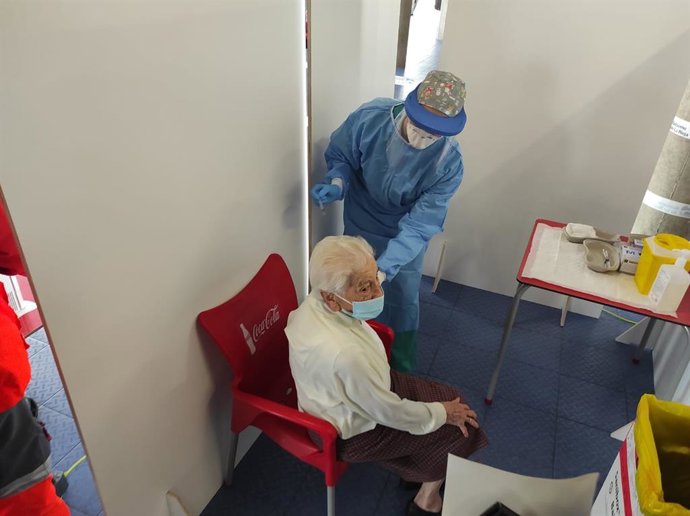 Vacunación personas mayores en Logroño