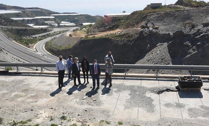 El presidente de la Diputación de Granada, José Entrena, visita la zona de Gualchos-Castell de Ferro