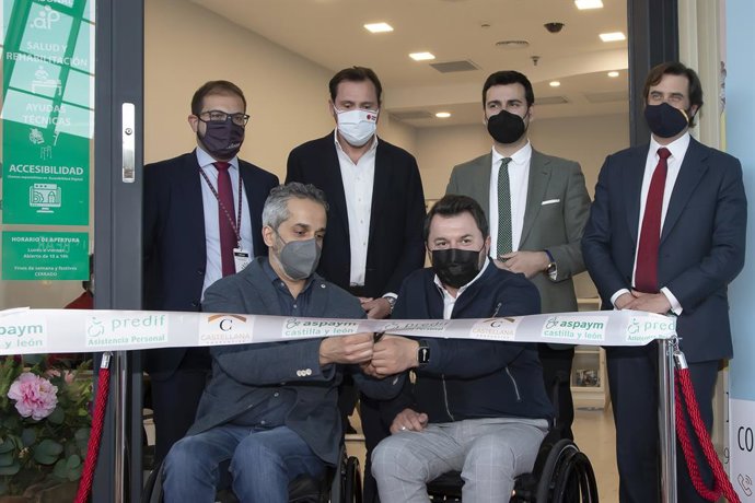 Inauguración nuevo Punto de Información de ASPAYM y PREDIF en Vallsur