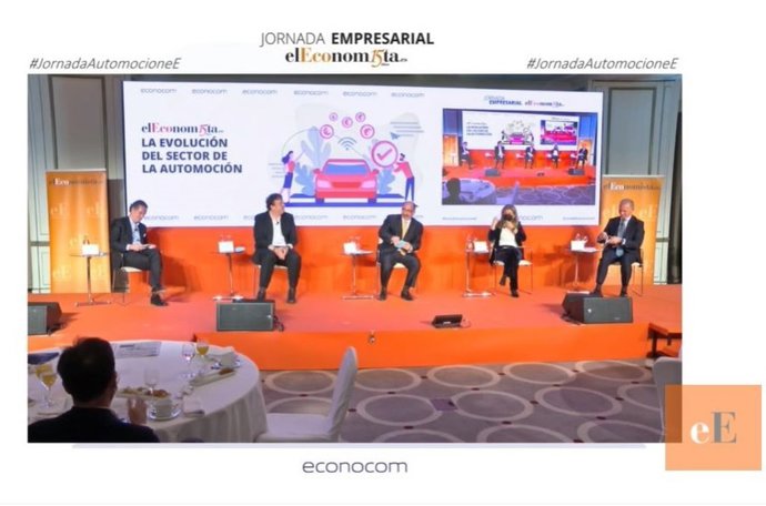 Imagen de la mesa redonda de El Economista.