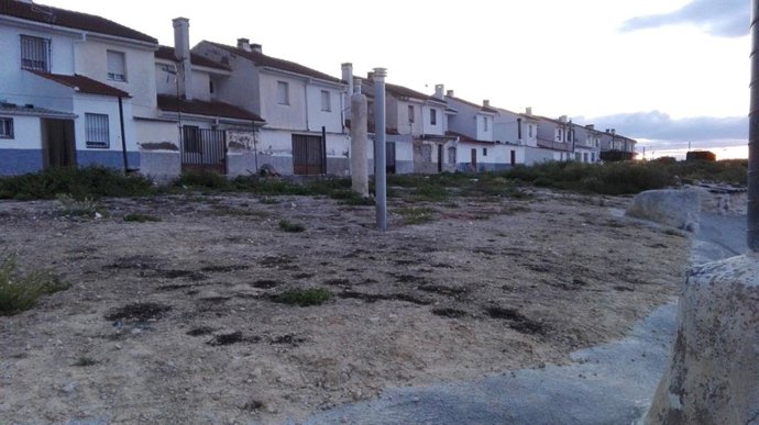 Archivo - Viviendas en Cuevas del Campo (Granada), en imagen de archivo