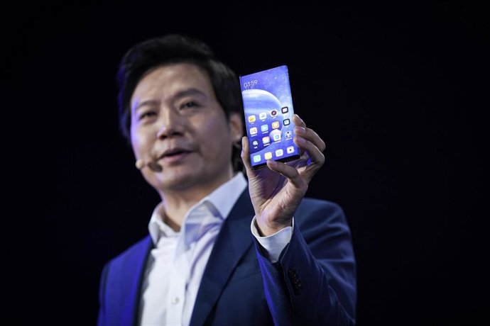 Archivo - Presentación del concepto de smartphone Mi MIX Alpha, en 2019.