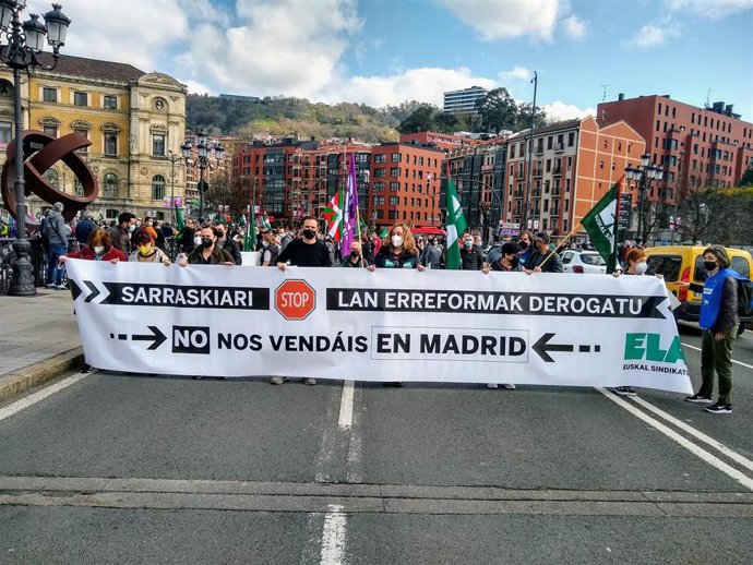 Manifestación de ELA en Bilbao por la derogación de reforma laboral