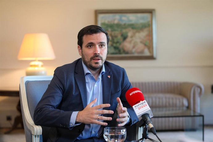 El ministro de Consumo, Alberto Garzón, durante una entrevista con Europa Press, en Madrid, (España), a 24 de marzo de 2021.