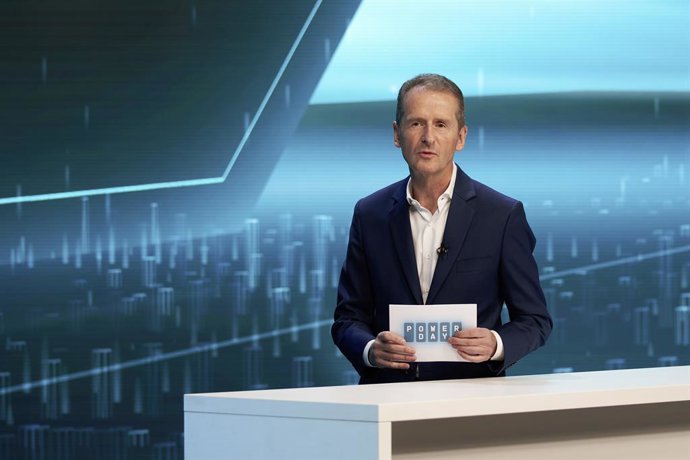 Archivo - Herbert Diess, presidente y consejero delegado de Volkswagen
