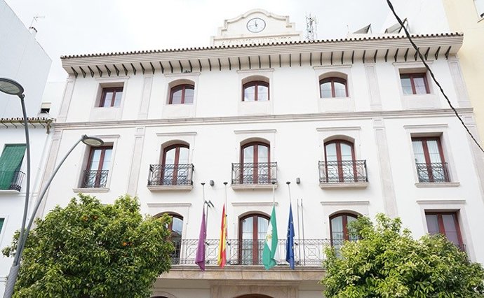 Archivo - Fachada del Ayuntamiento de Coín