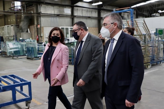 Presidenta visita Starglass