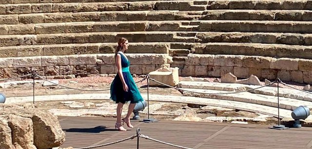 El Teatro Romano de la capital se viste de 'Málaga de Moda' con el desfile de firmas malagueñas