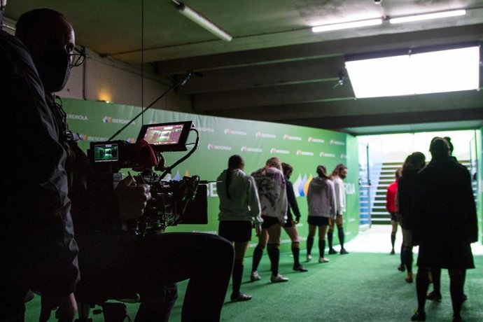 Np Alcalá: El Film Héroe De Barrio Comienza Su Rodaje En Alcalá De Guadaíra