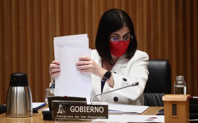 Archivo - La ministra de Sanidad, Carolina Darias, durante una Comisión de Sanidad y Consumo celebrada en la sala Ernest Lluch del Congreso de los Diputados, Madrid, (España), a 18 de febrero de 2021.