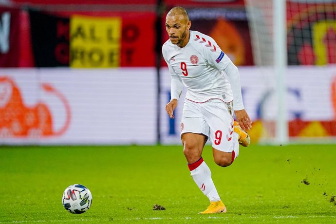 Archivo - Martin Braithwaite jugando con Dinamarca