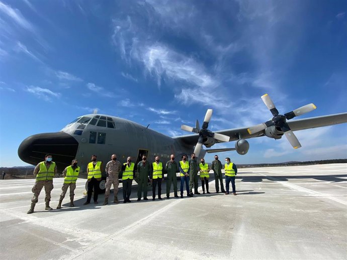 Recibimiento del primero Hércules del Ejército del Aire en el Aeródromo de Garray.