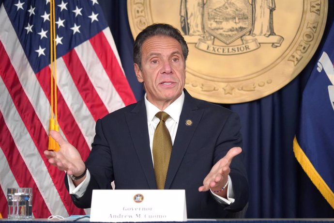 Archivo - 05 October 2020, US, New York: New York Governor Andrew Cuomo speaks during a press conference regarding the rising cases of coronavirus in certain areas of New York City. Photo: Sonia Moskowitz Gordon/ZUMA Wire/dpa