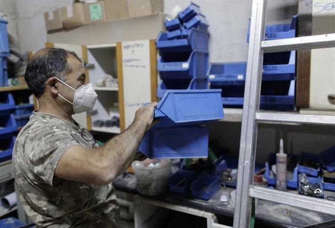 Archivo - Trabajador. Archivo