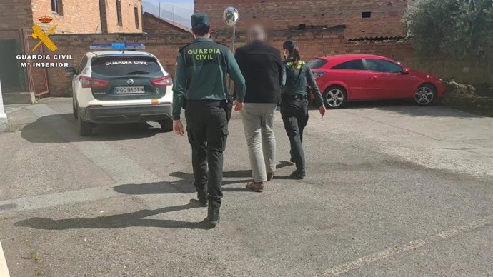 Detenido en La Rioja un hombre buscado por abusar sexualmente de una menor de edad en Coín (Málaga)