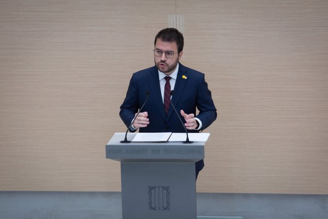 El vicepresidente de la Generalitat en funciones y candidato de ERC a la Presidencia, Pere Aragonès, interviene en la primera sesión del debate de investidura a la presidencia de la Generalitat de Catalunya.