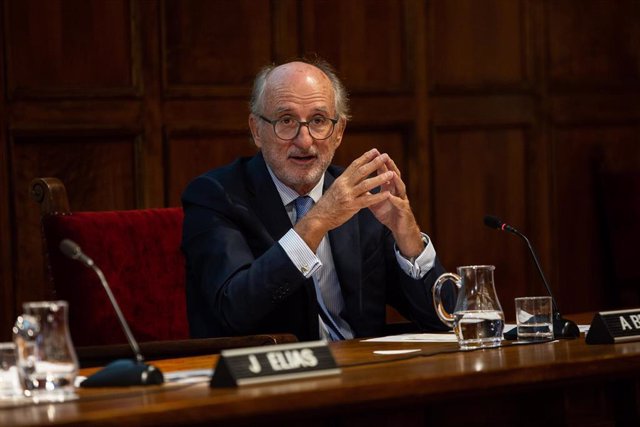 Archivo - El presidente de Repsol, Antonio Brufau, durante su intervención en la presentación en Barcelona de la Cátedra Repsol de Transición Ecológica, EN barcelona (España), a 17 de septiembre de 2019.