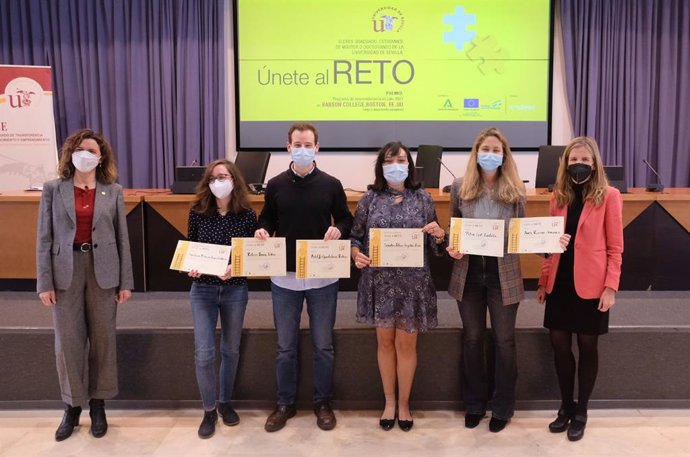 Ganadores del programa 'Únete al reto' de la US y Endesa