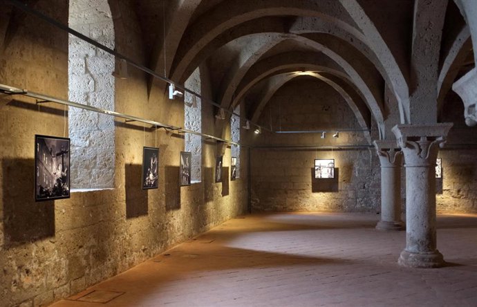 Exposición fotográfica de Chema Concellón en el Monasterio de Santa María de Valbuena.